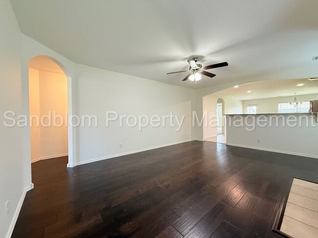 Building Photo - For Lease | Jenks | Available Now!