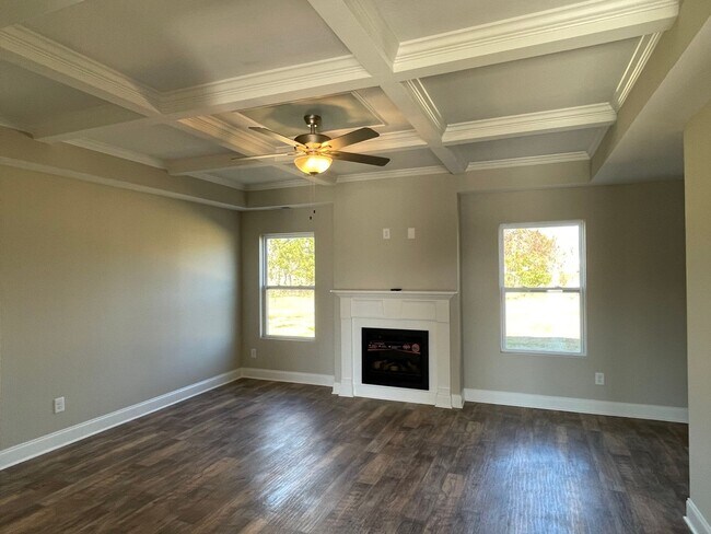 Foto del edificio - Brady Estates- New Construction  Immediate Move IN