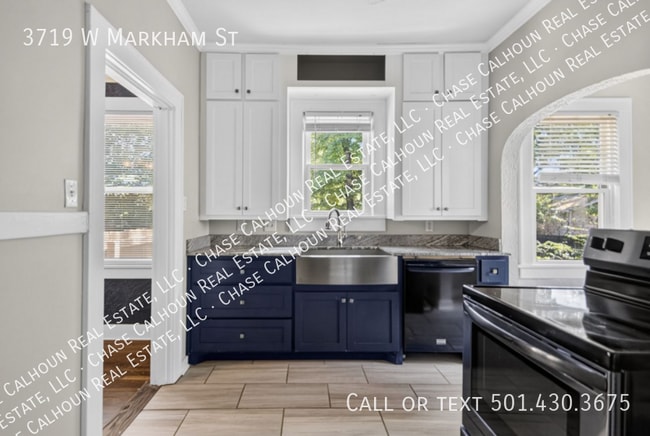 Building Photo - 3719 W Markham St