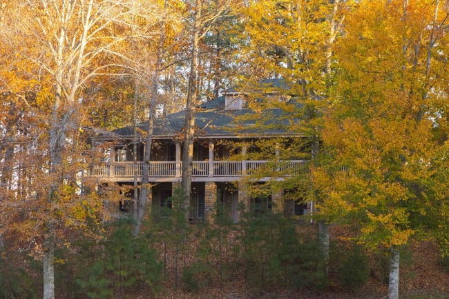 Building Photo - 11470 Club Dr