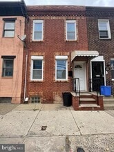 Building Photo - 2033 Wharton St