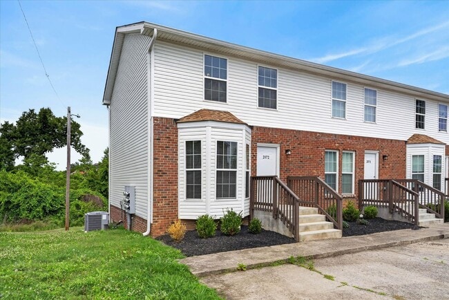 Building Photo - Pet Friendly Two Bedroom!