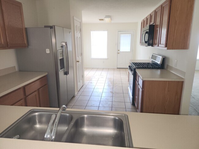 Foto del edificio - 22006 Willow Shade Ln