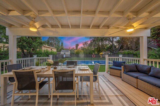 Building Photo - 5659 Corbin Ave