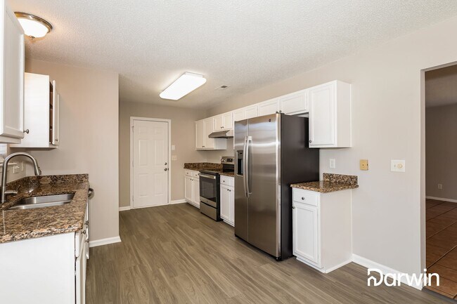 Foto del edificio - 10346 Cannarti Drive, Charlotte, NC 28273