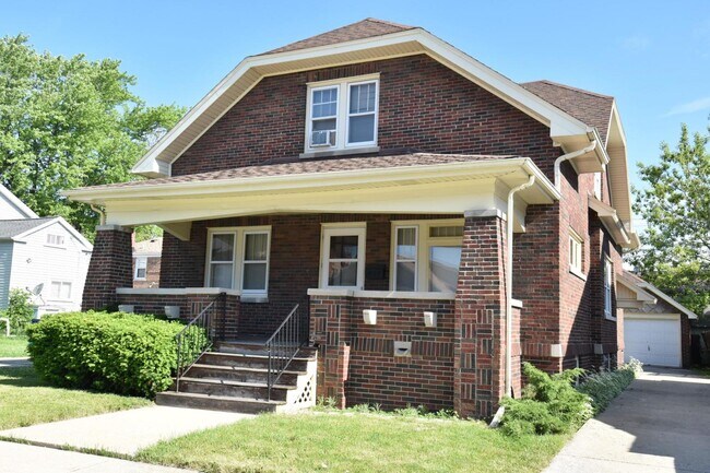 Building Photo - 2614 Arlington Ave