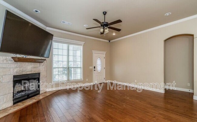 Foto del edificio - 7900 Shreveport Dr