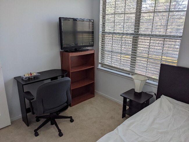Photo - 5806 Bridgetown Ct Townhome