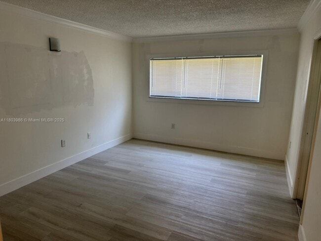 Building Photo - 8650 SW 133rd Avenue Rd