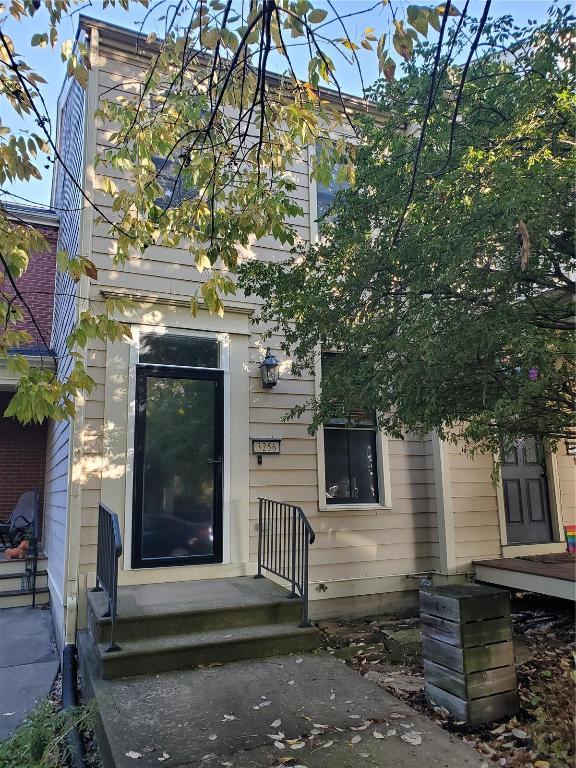 Foto principal - 3256 Domain St