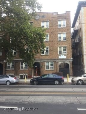 Foto principal - 4203 Chester Ave