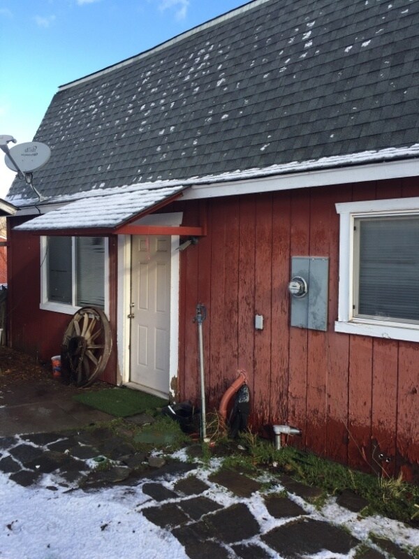 Building Photo - 1550 Monte Vista Dr