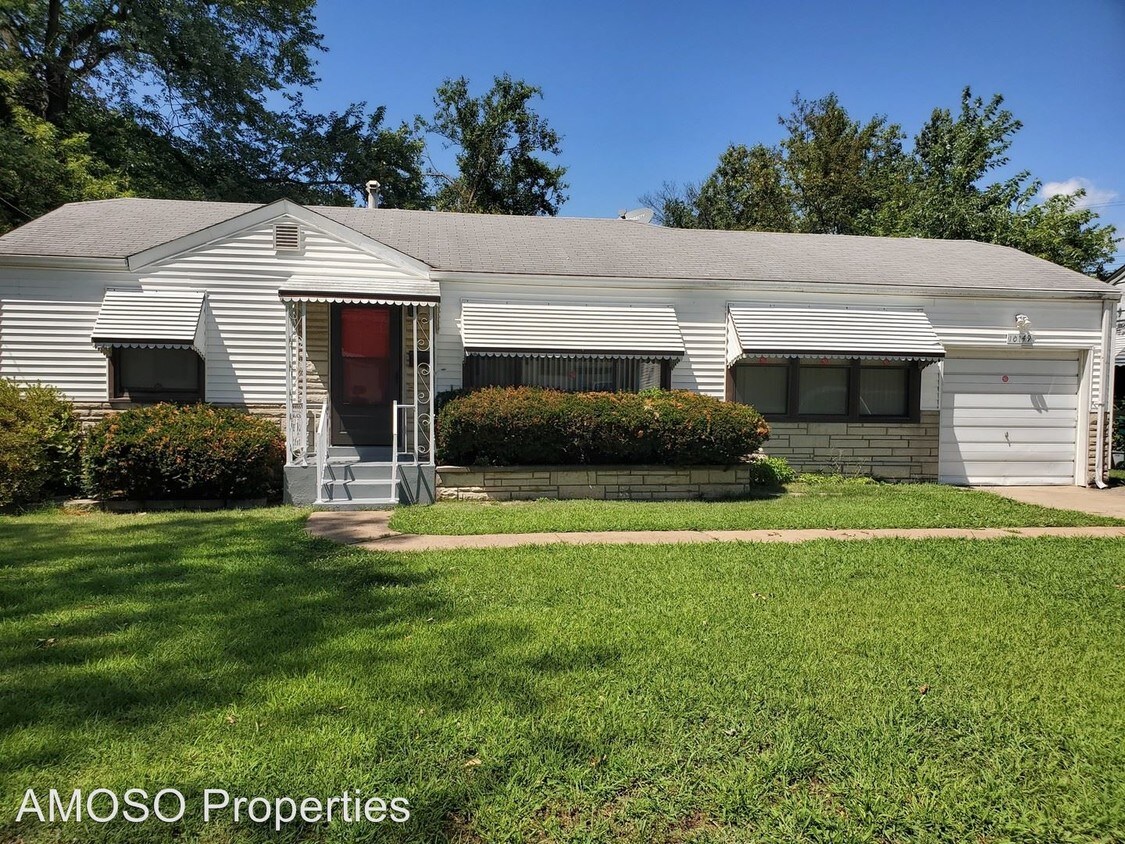 Primary Photo - 3 br, 1 bath House - 10149 Coburg Lands Dr.