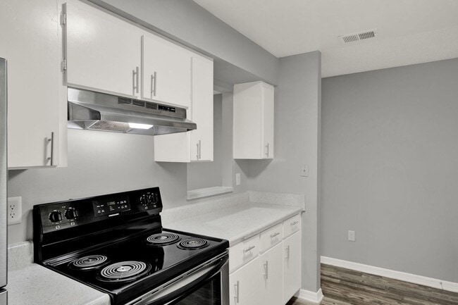 Building Photo - ***Cute 2 Bedroom Apartment in Orange City***