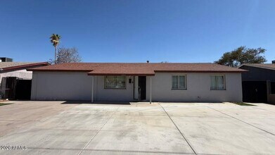 Building Photo - 7231 W Turney Ave