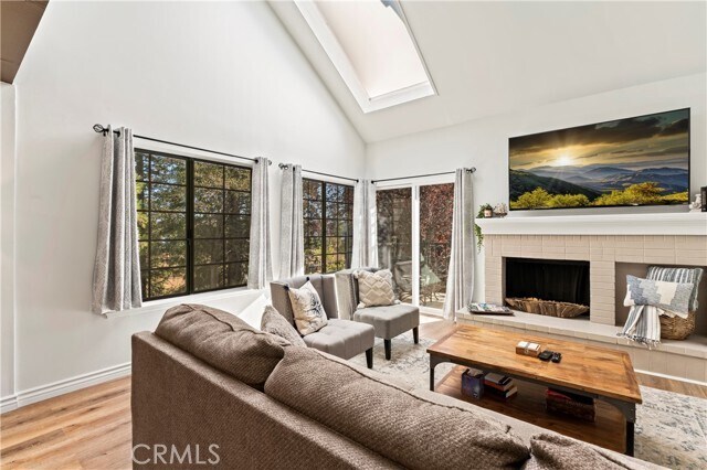 Building Photo - 208 Village Bay