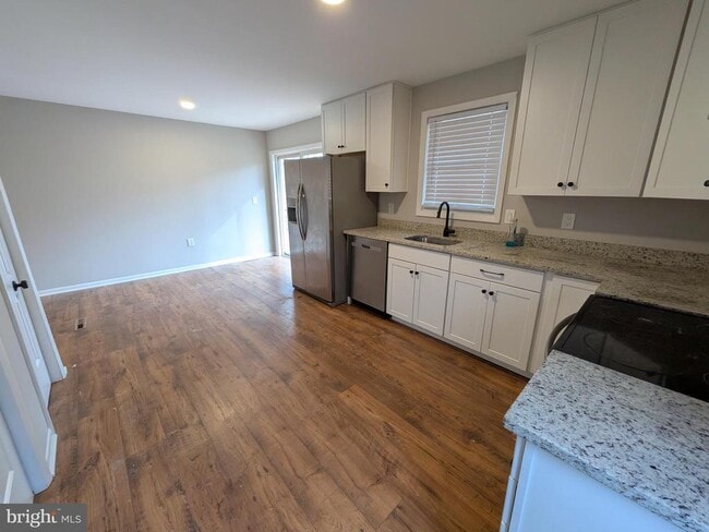 Building Photo - 2610 Ellicott Dr