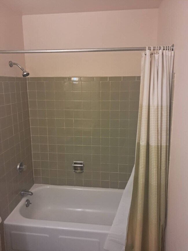 Foto del edificio - 6011WPortR