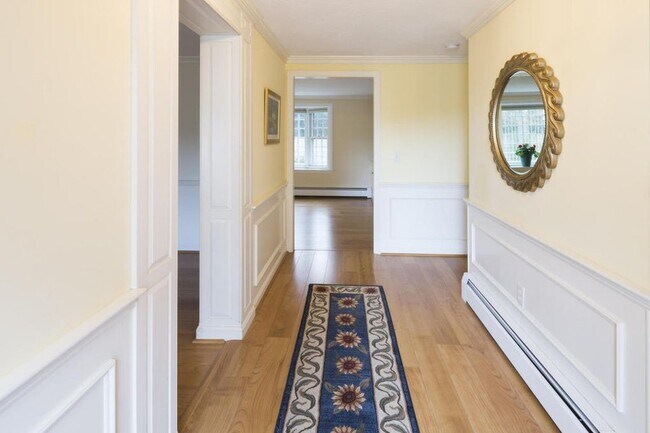 Foyer - 18 Deer Meadow Ln