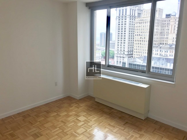 Foto del edificio - 321 Broadway