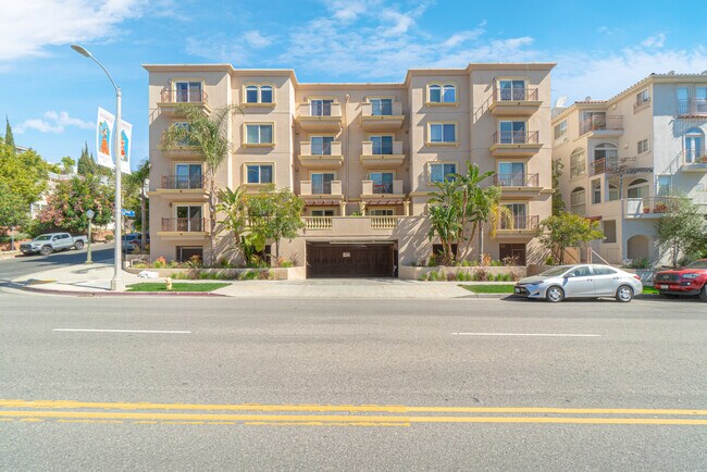 Foto del edificio - 10390 LA GRANGE Ave