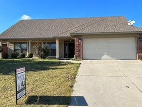 Building Photo - 20677 Frontier Pl