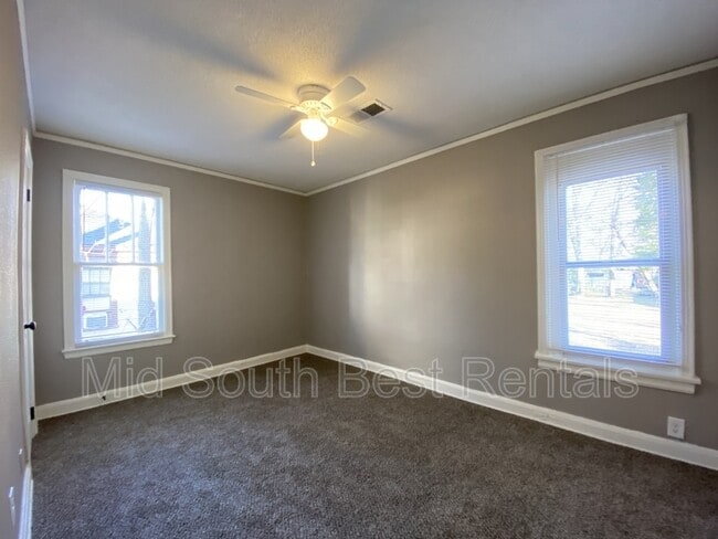 Building Photo - 3588 Bowen Ave