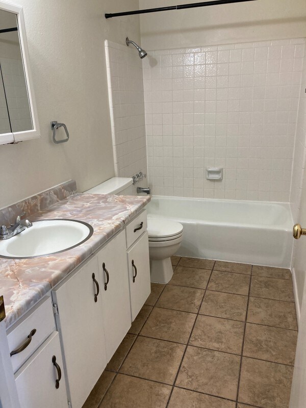 Foto del edificio - 2113 E Donegal Cir