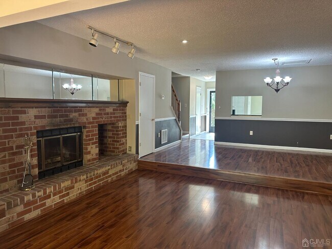 Building Photo - 62 Goodwin Dr