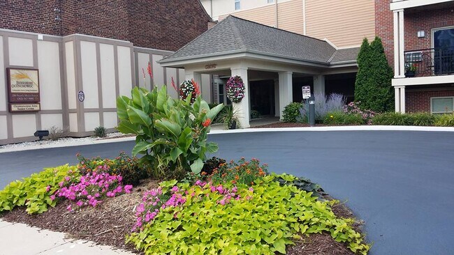 Foto del edificio - Berkshire Oconomowoc Senior Apartments