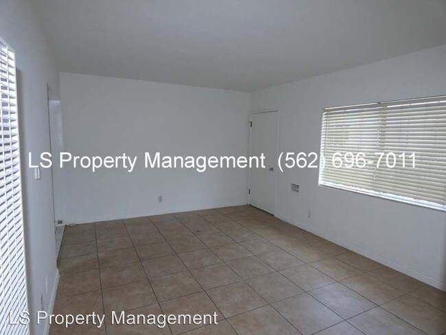 Building Photo - 9337 Elizabeth Ave