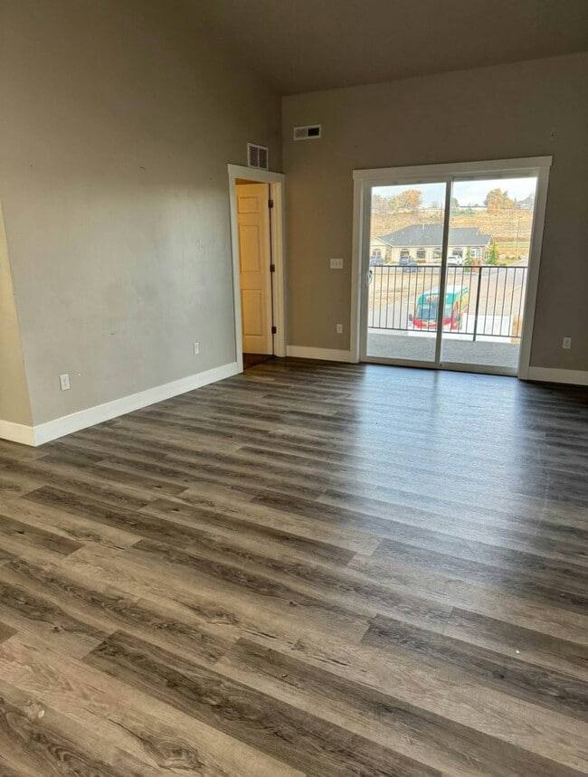 Building Photo - 953 Pirate Cove Wy