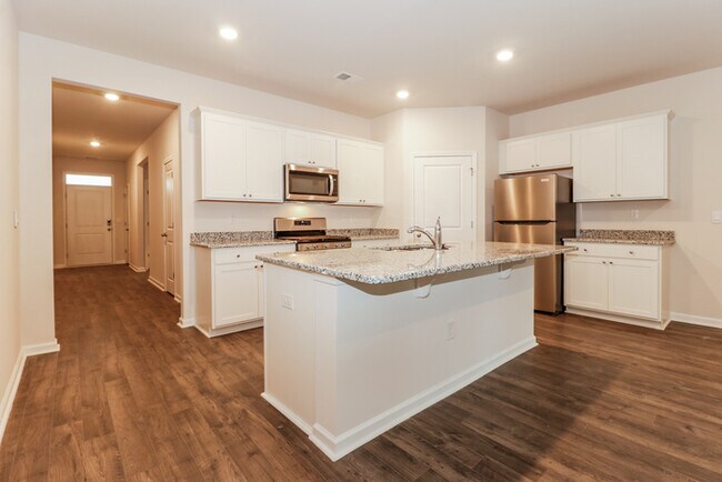Building Photo - Captivating Home in Long, SC