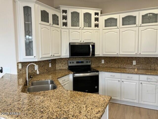 Foto del edificio - 338 W Helena Dr