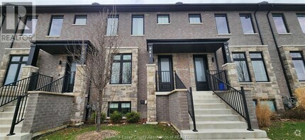 Building Photo - 953 Walker Rd