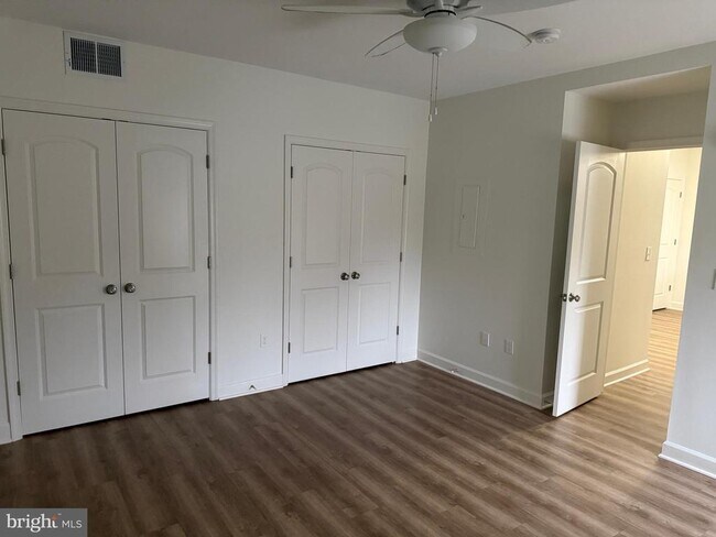 Foto del edificio - 380 Broadview Ave