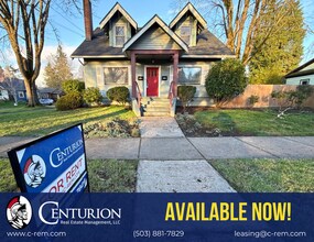 Building Photo - 1615 D St NE