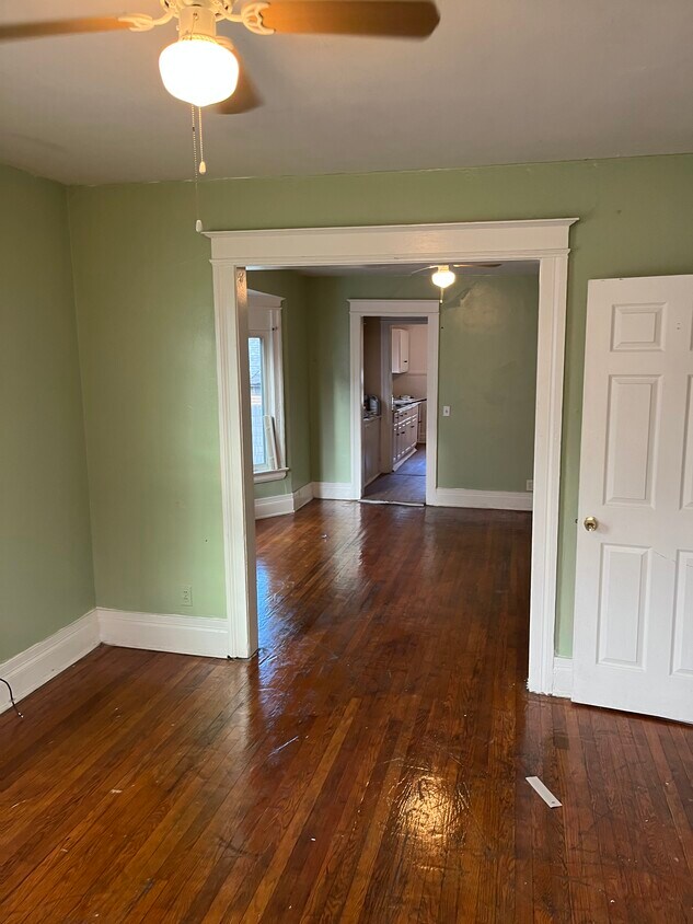 Foto del edificio - 166 Flint St