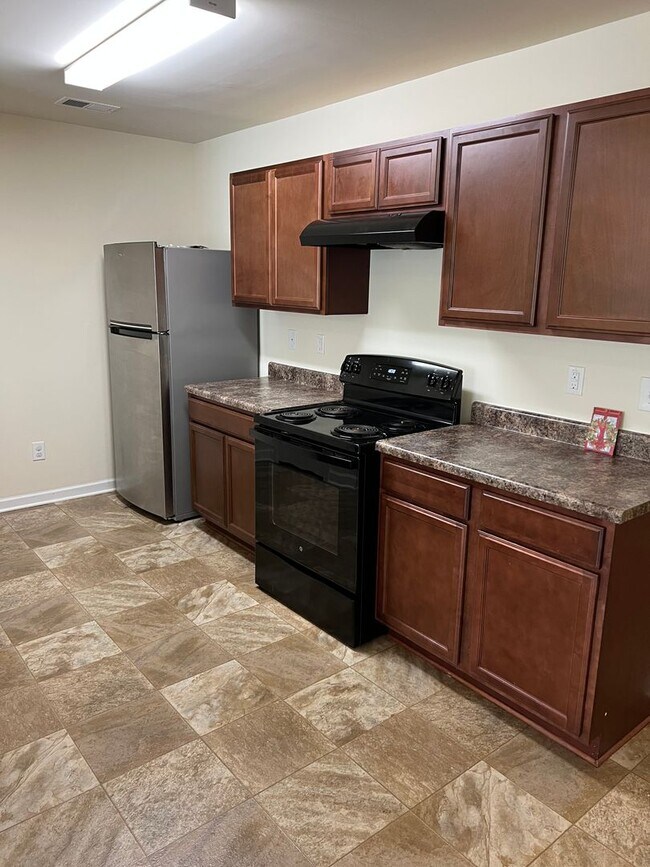 Building Photo - Wonderful Townhome in Lantern Walk
