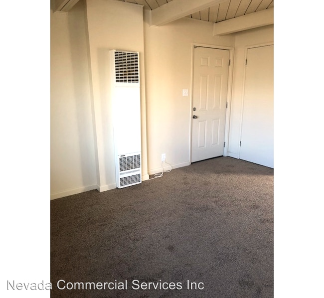 Building Photo - 630 Denslowe Dr
