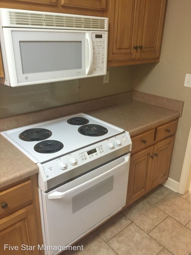 Foto del edificio - 3875 Seven Oaks Dr