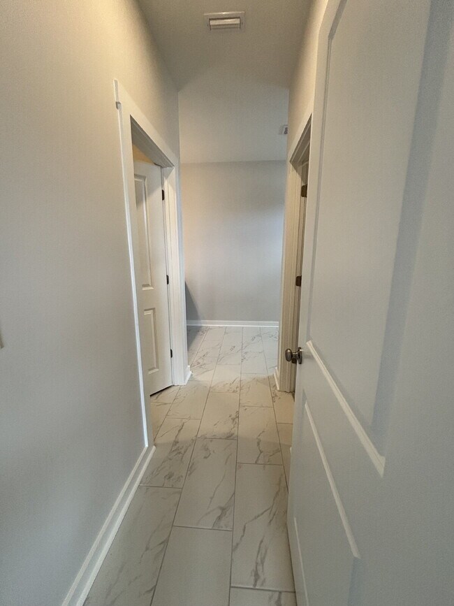 Foto del edificio - "Charming 3-Bedroom Home in Panama City – Spacious 1,549 Sq. Ft. with 2 Full Baths!"