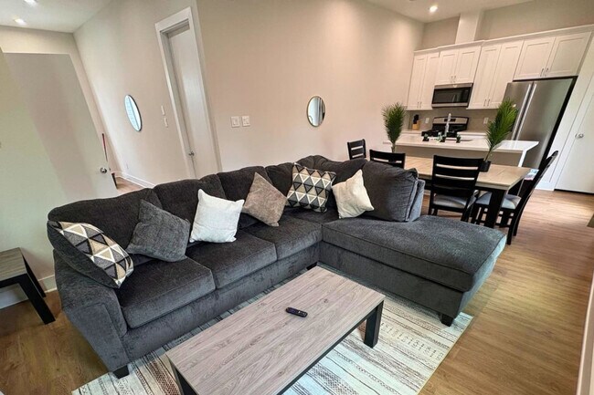 Foto del edificio - 835E Dorchester St