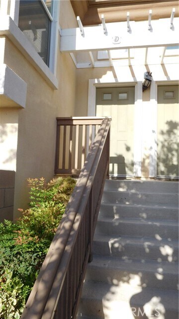 Building Photo - 4871 Bishop St