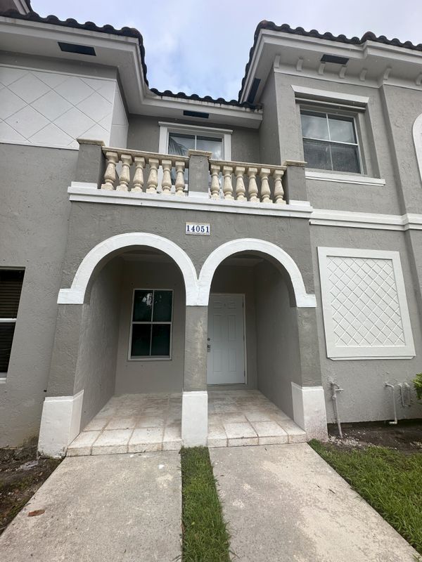 Building Photo - 14051 SW 49th St