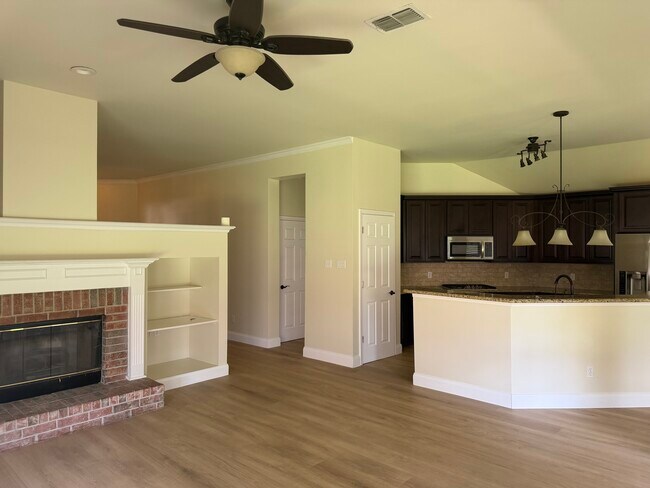 Building Photo - 10229 Andora Dr