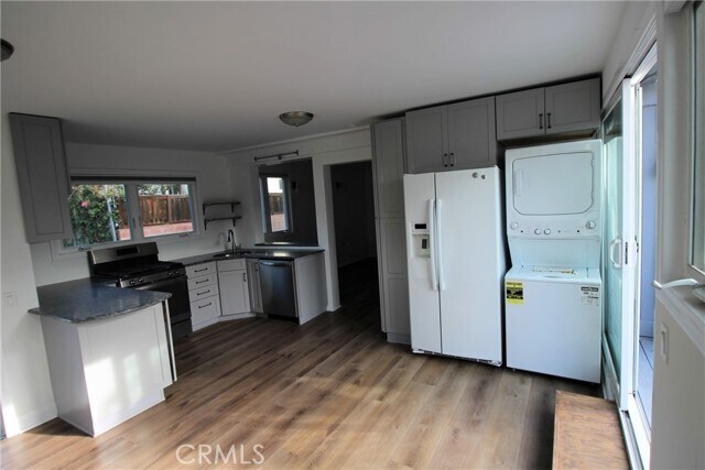 Building Photo - 31863 8th Ave
