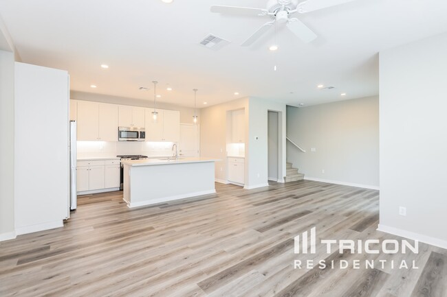 Building Photo - 31685 Rosetta Street Menifee CA