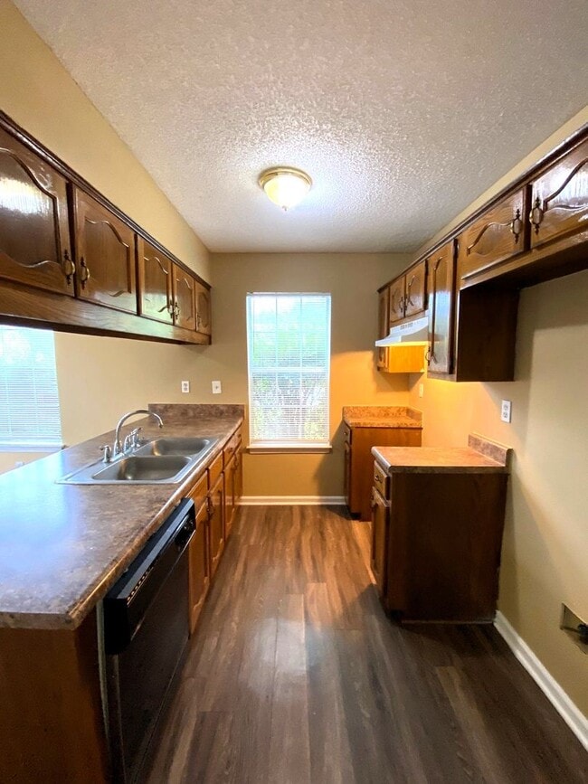 Building Photo - 4215 Elysian Dr