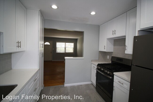 Foto del edificio - 1219-1225 Thomas Ave